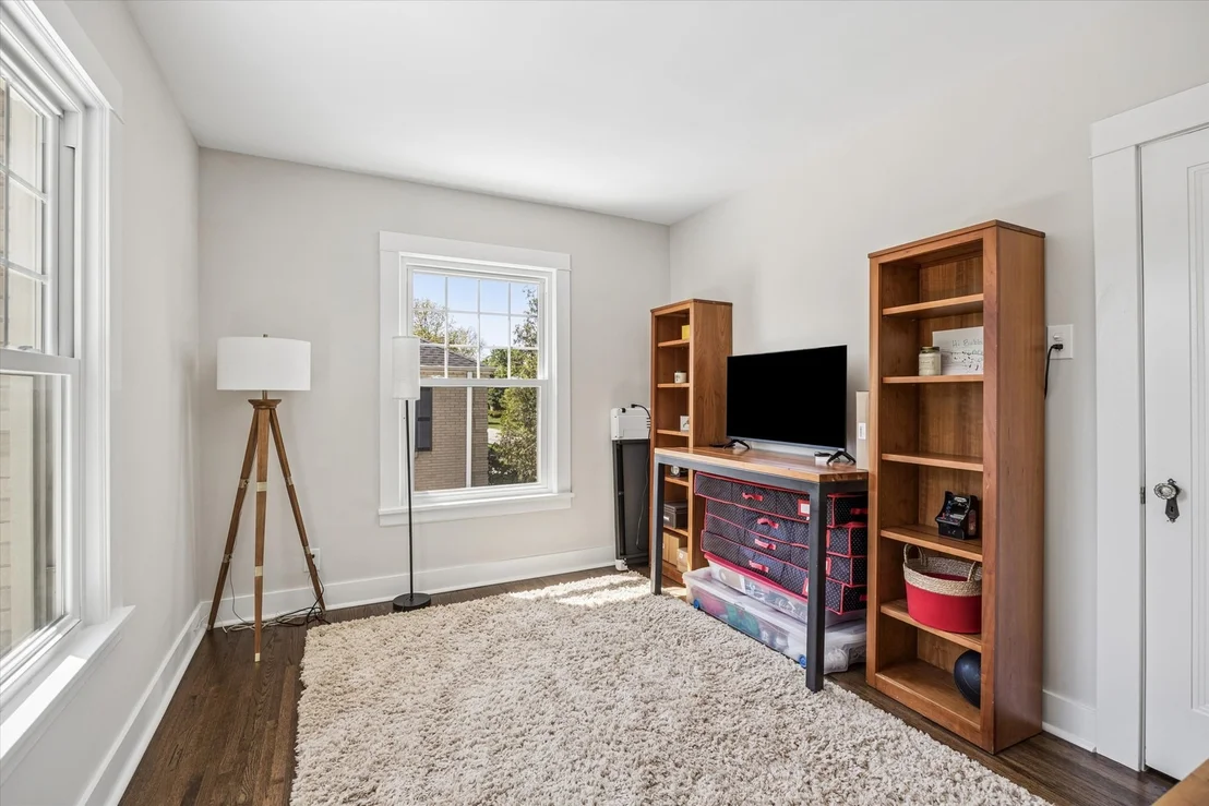 Photo of 223 Southcote Road