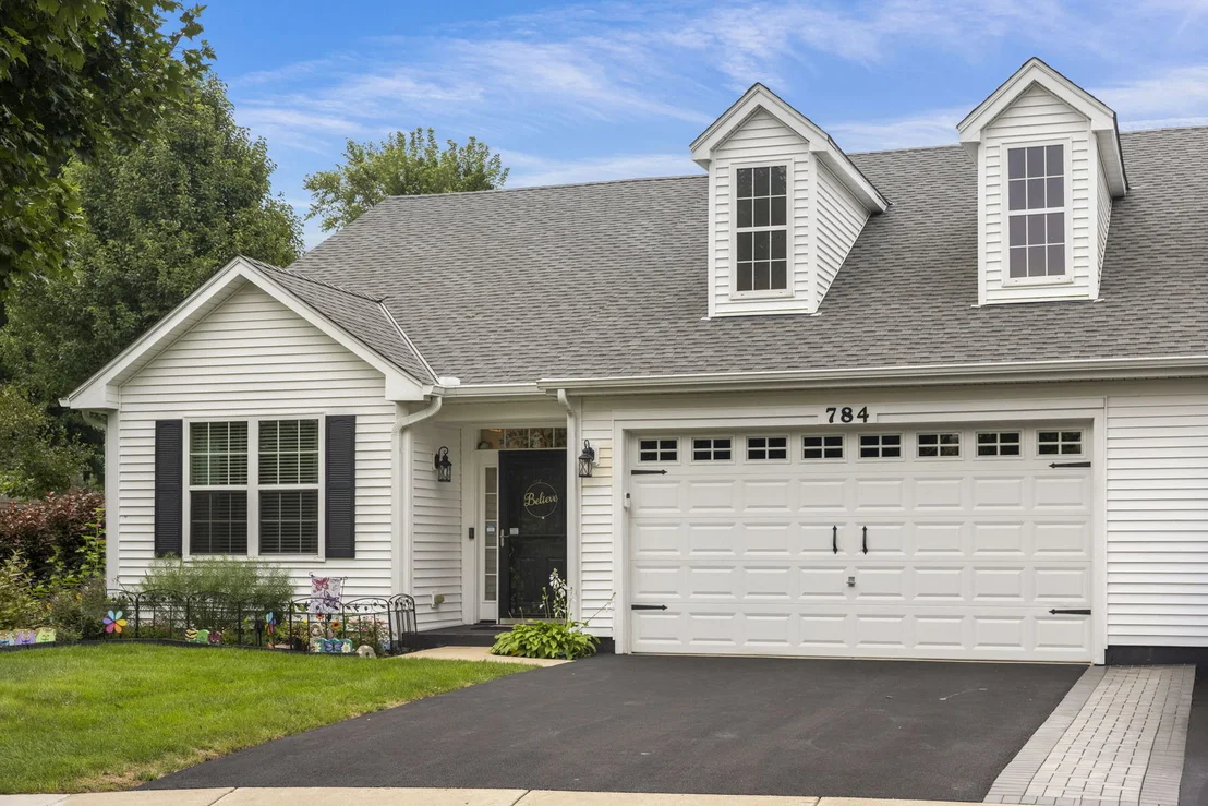 Photo of 784 Bellevue Circle