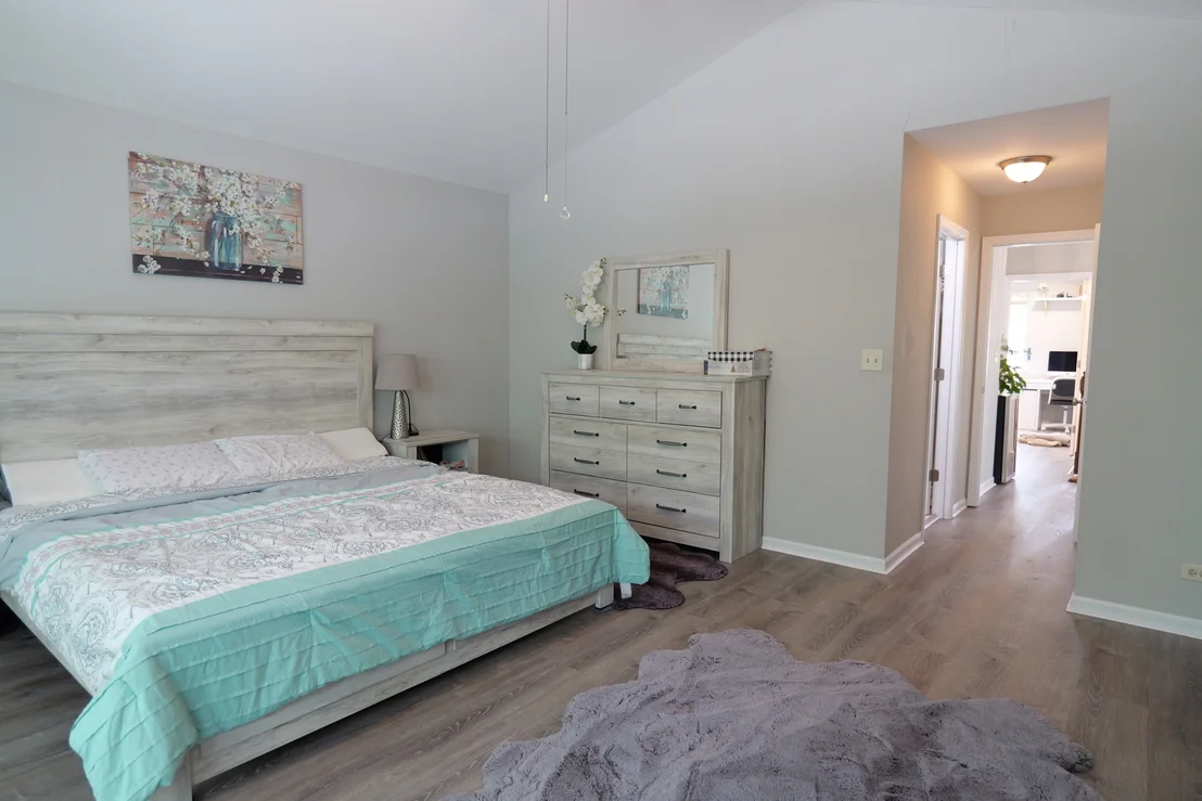 Photo of 99 Townsend Circle