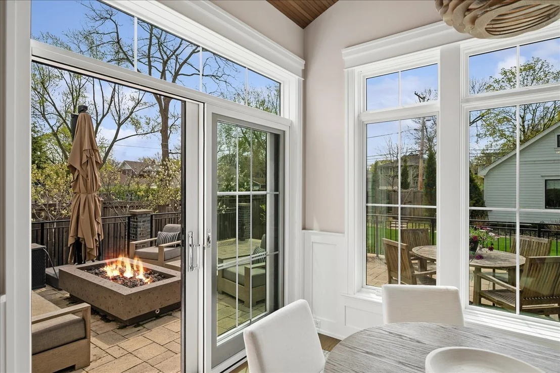 Photo of 1121 Forest Avenue