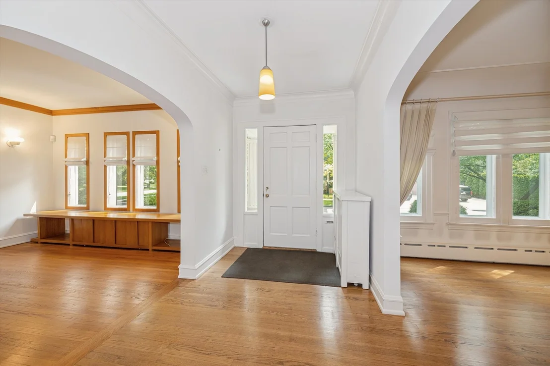 Photo of 1102 Jackson Avenue