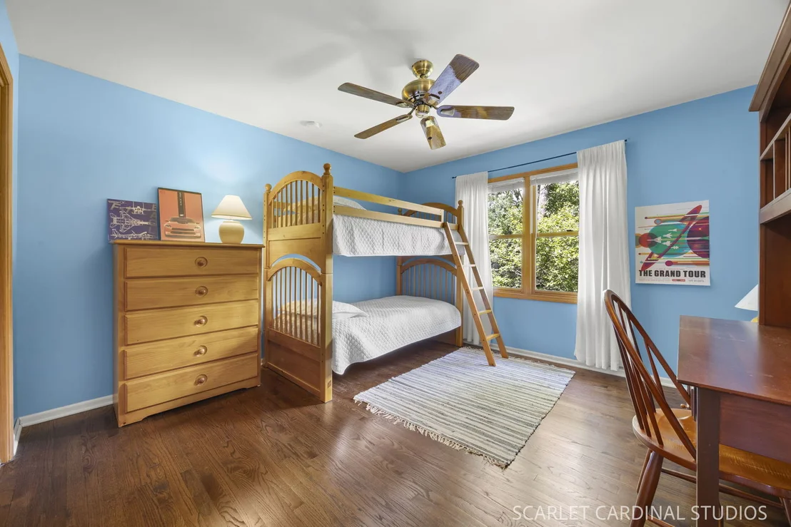 Photo of 1050 Aster Lane