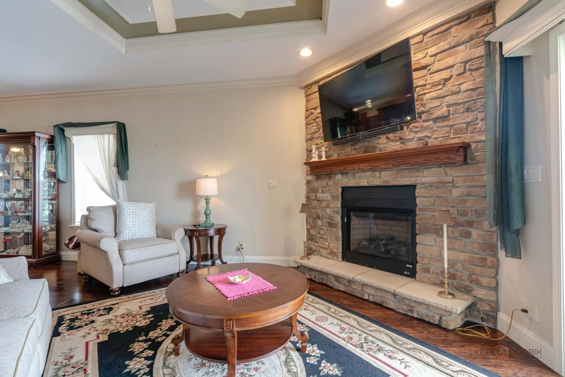 Photo of 1459 Equestrian Drive