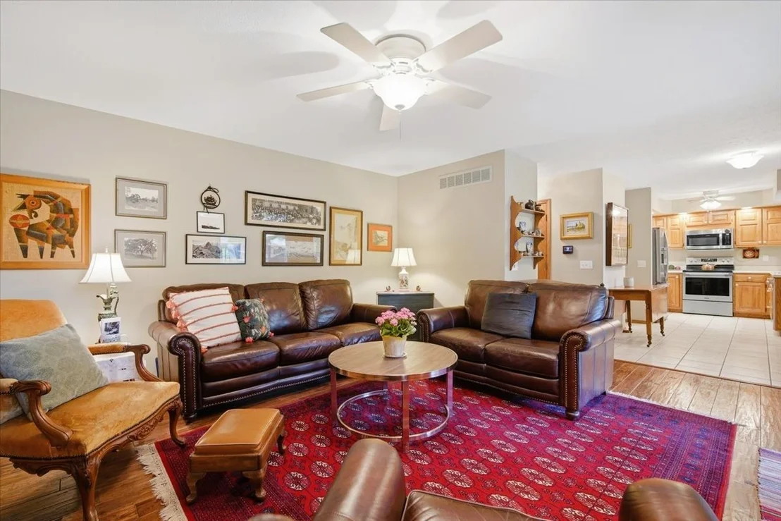 Photo of 125 Manor Circle