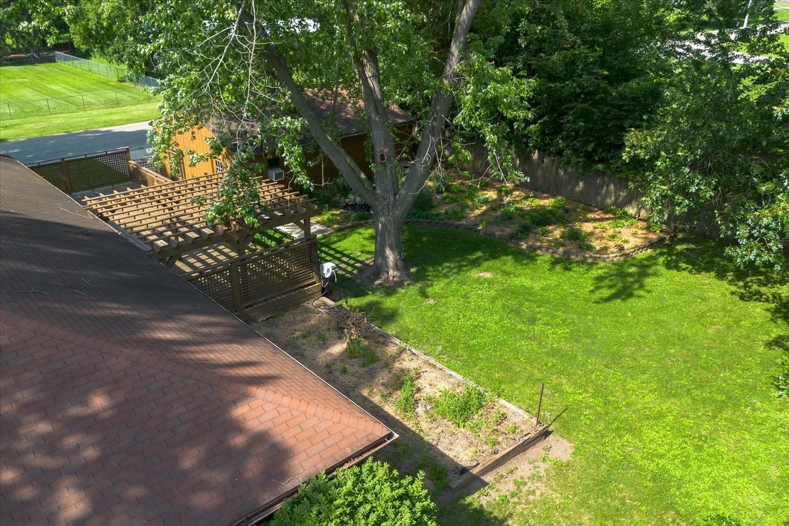 Photo of 1048 Warren Street
