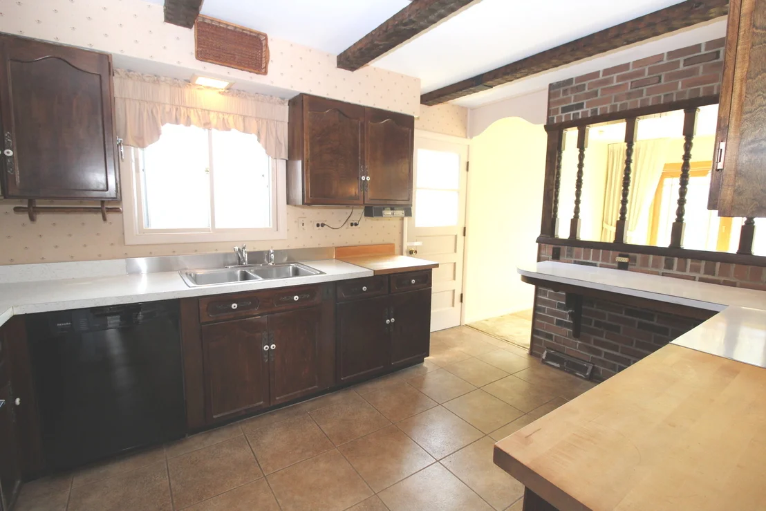 Photo of 263 Norman Court