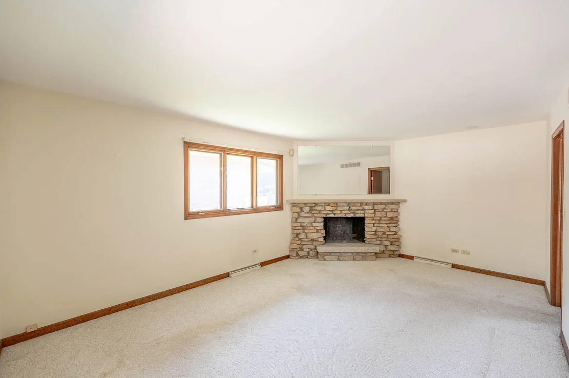 Photo of 815 Ruth Drive