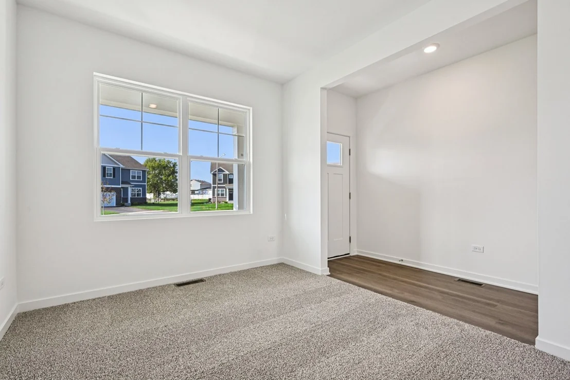 Photo of 989 Emerald Drive