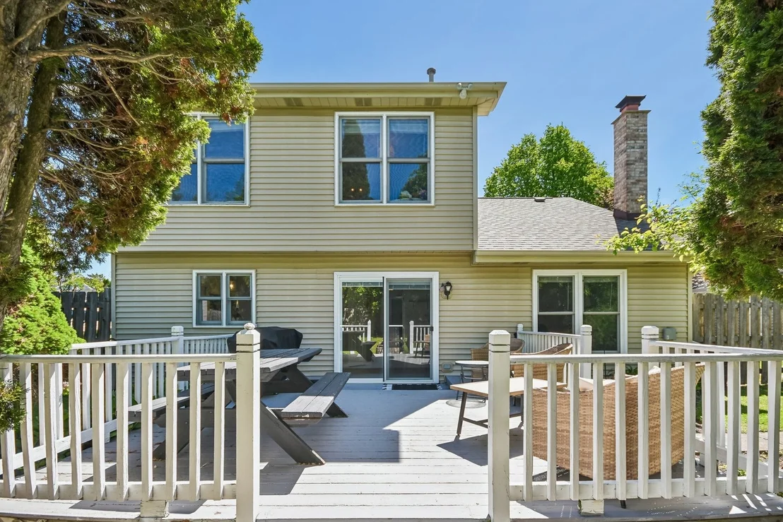 Photo of 335 FARMHILL Circle