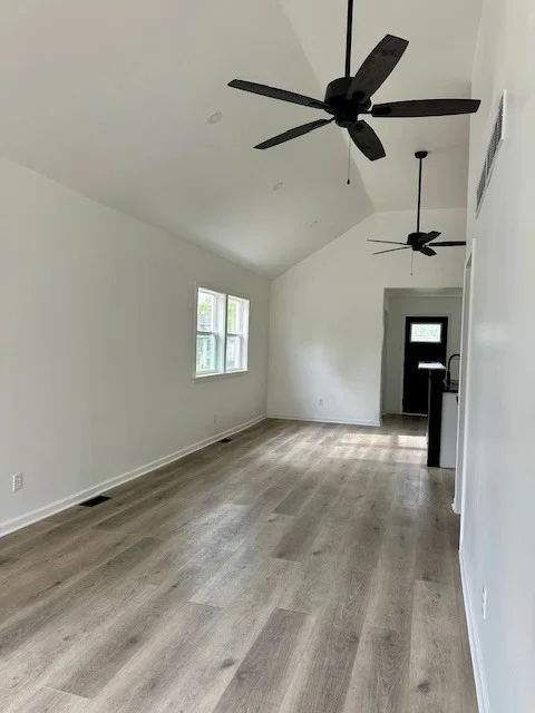 Photo of 527 12th Street
