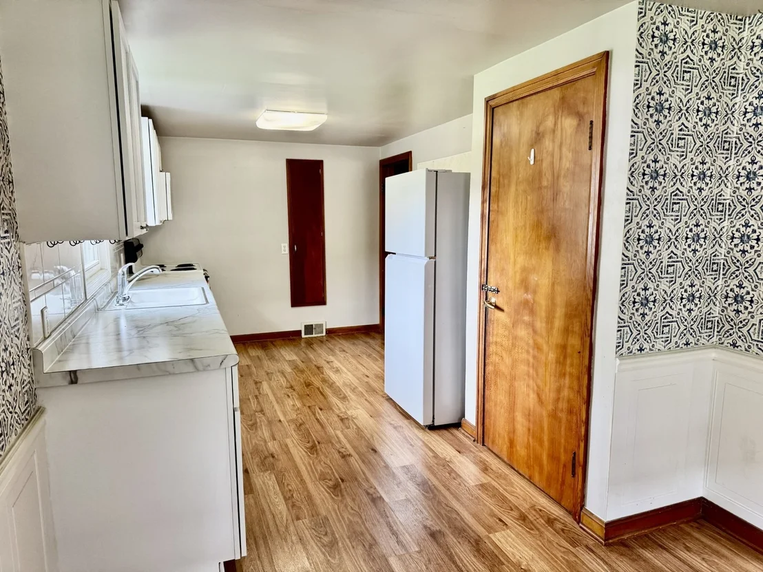 Photo of 415 9th Place