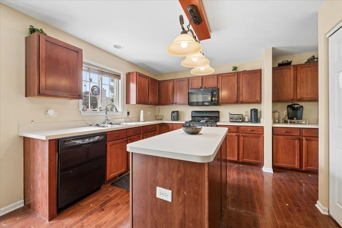 Photo of 1305 Sommer Lane