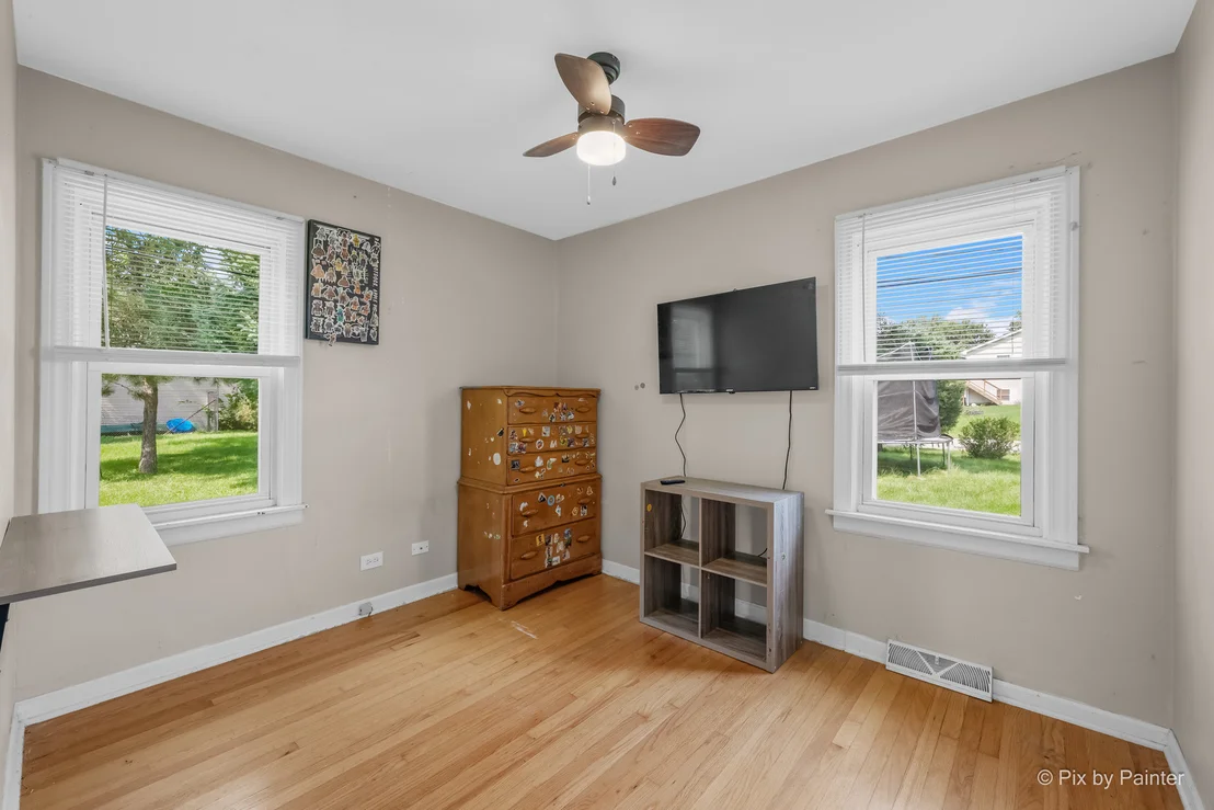 Photo of 6301 Robert Road