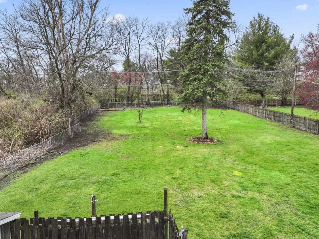 Photo of 4616 River Drive