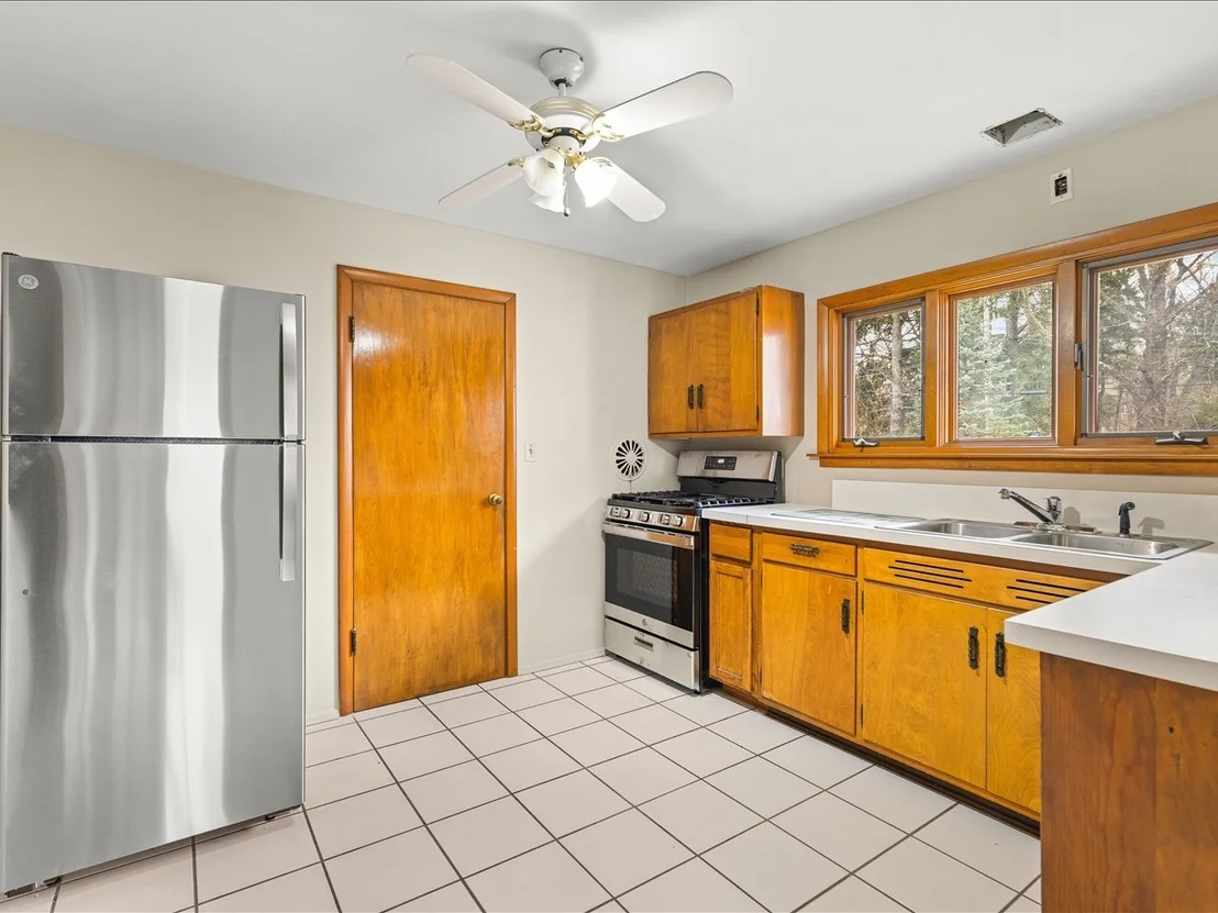 Photo of 324 Fairview Boulevard