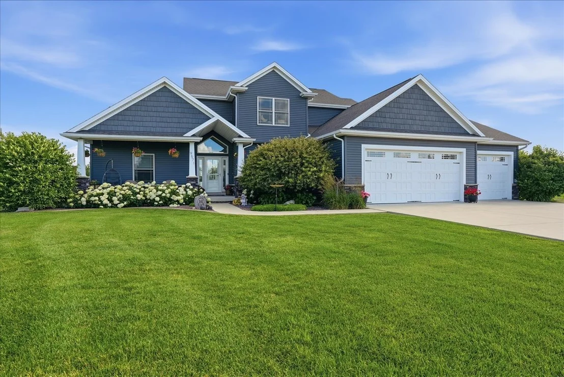 Photo of 9571 Crossbow Drive