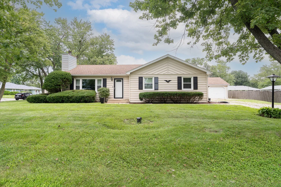Photo of 1098 Karner Drive