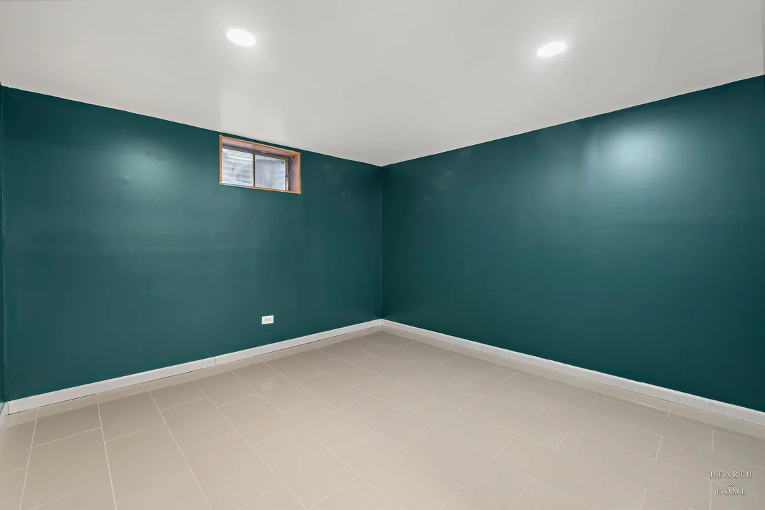 Photo of 2176 Jordan Lane