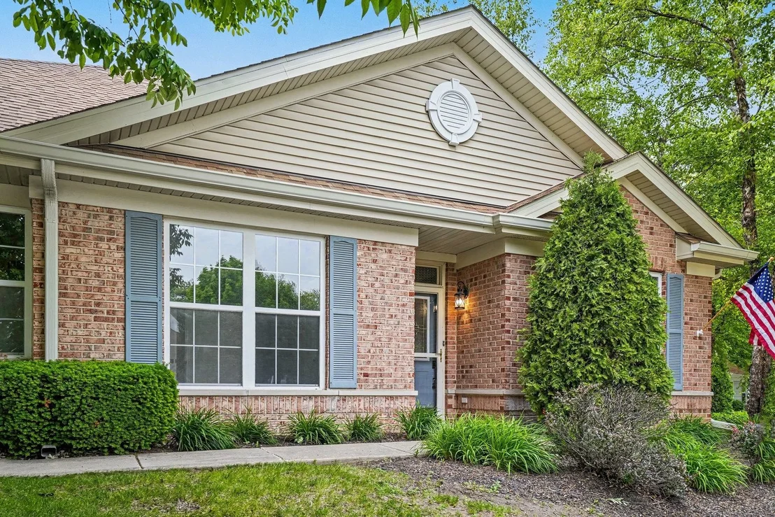 Photo of 21400 W Juniper Lane
