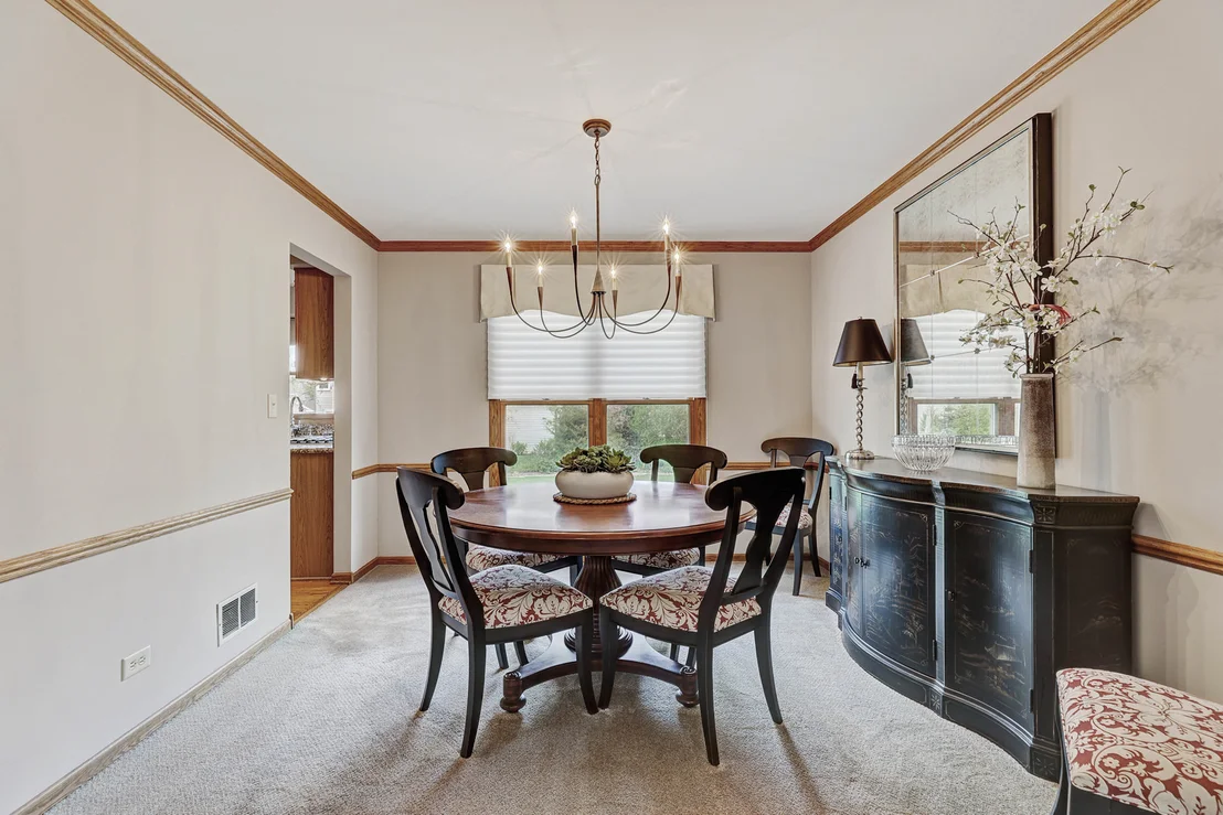 Photo of 4261 Oak Knoll Lane