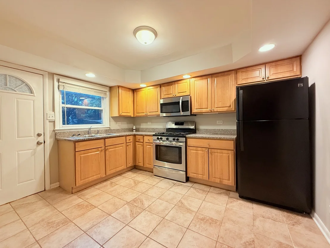Photo of 1121 Olive Road