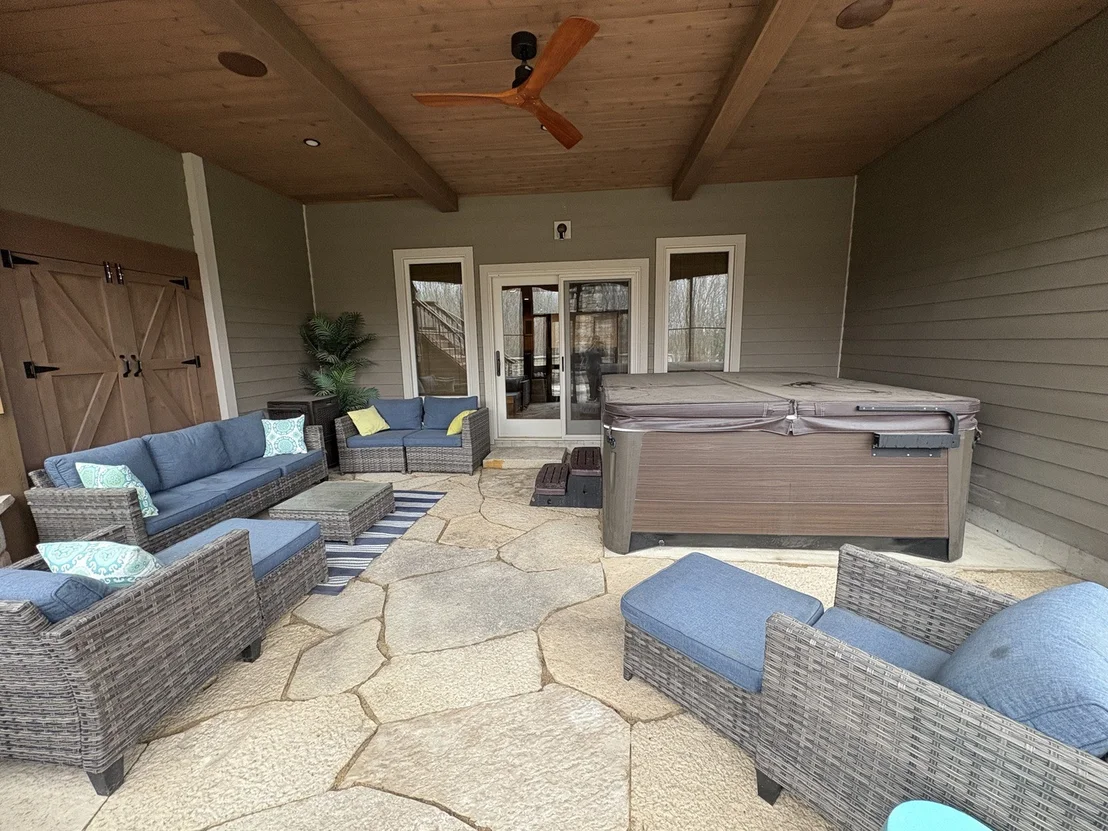 Photo of 1854 W Forestview Drive