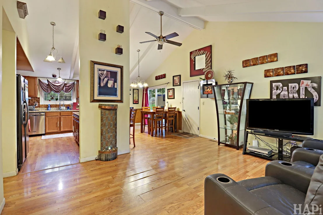 Photo of 214 Augusta Drive
