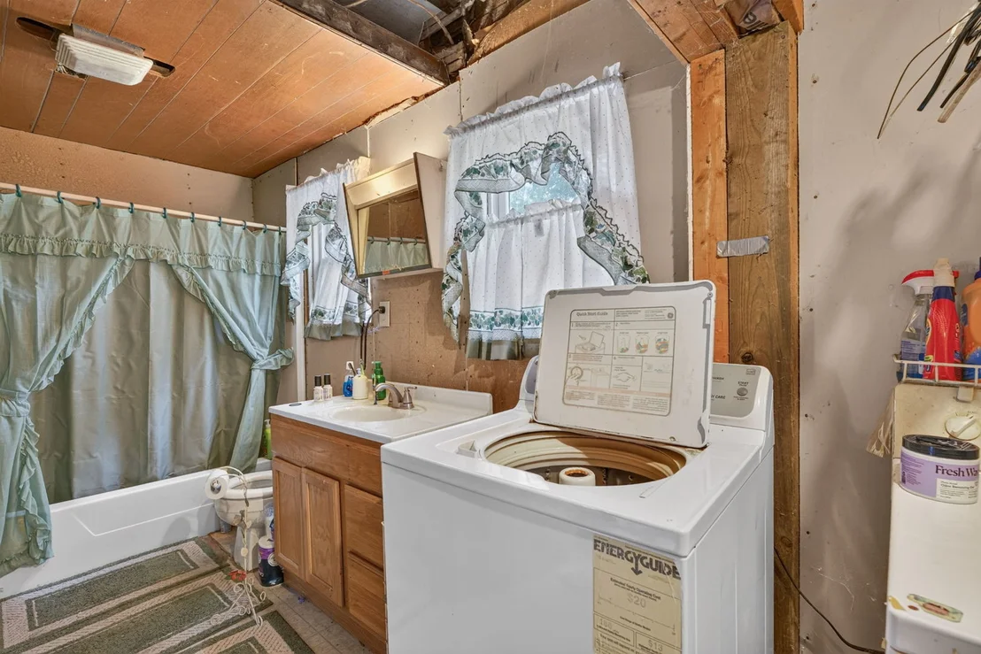 Photo of 406 W 3rd Street