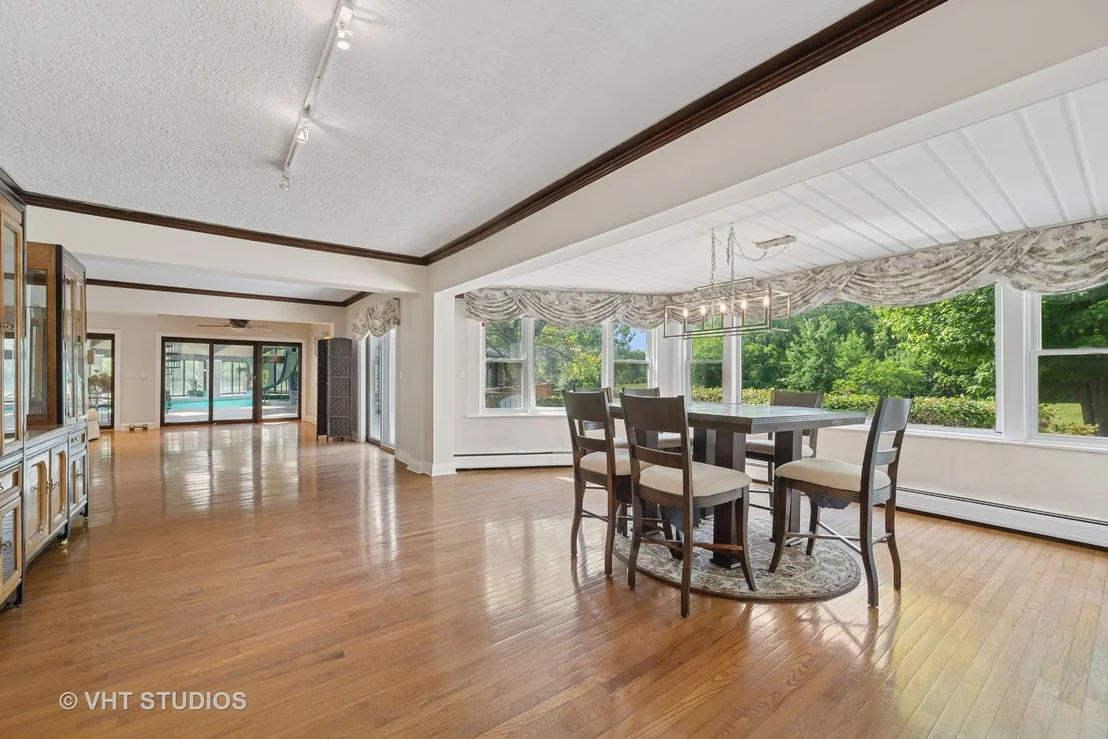 Photo of 153 Algonquin Road