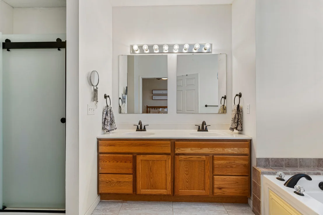 Photo of 3920 Trailway Drive