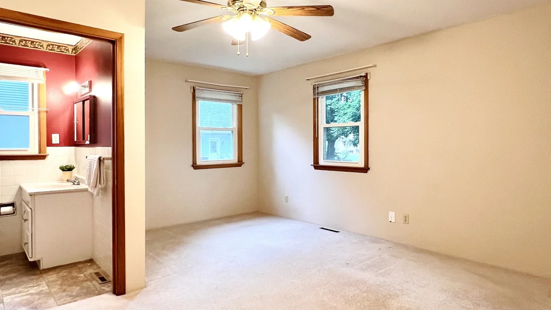 Photo of 313 N 3rd Avenue
