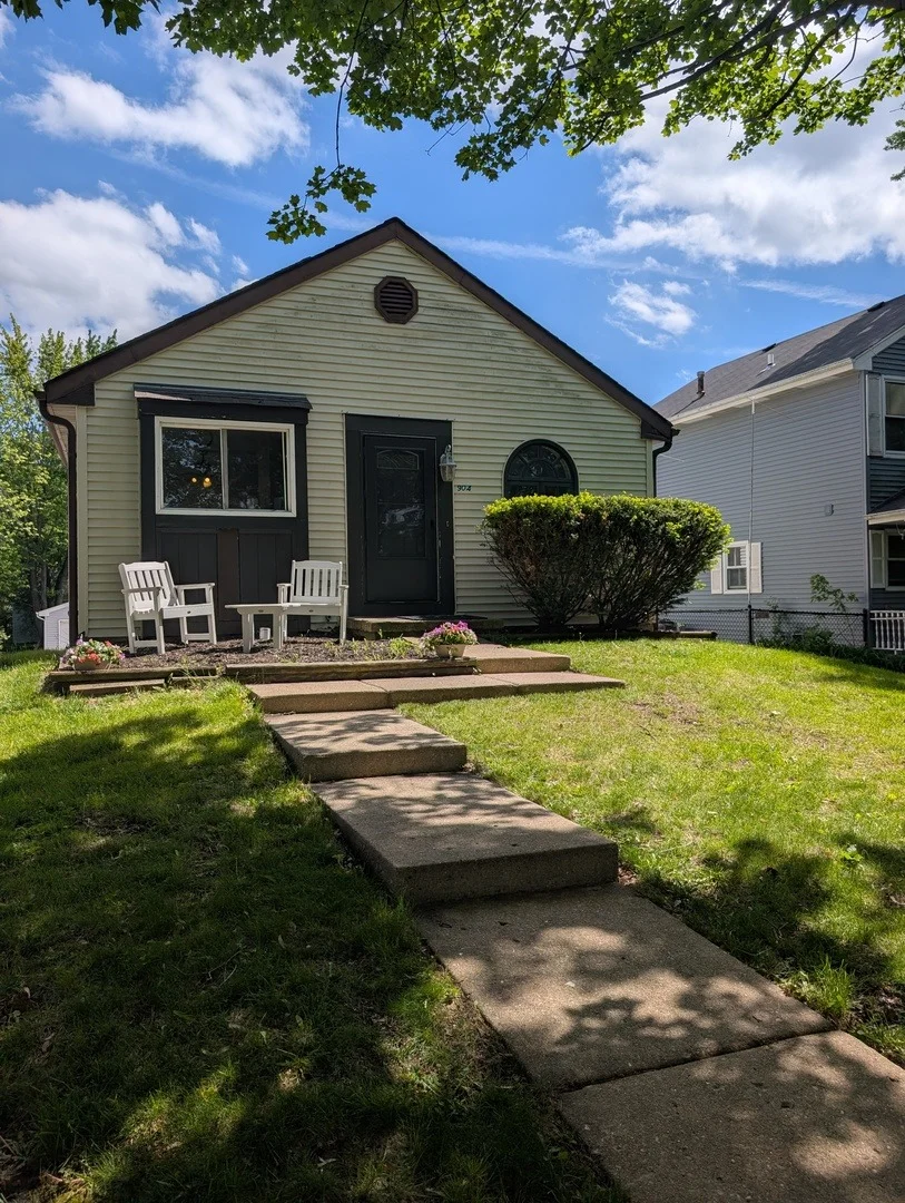 Photo of 904 Britta Lane