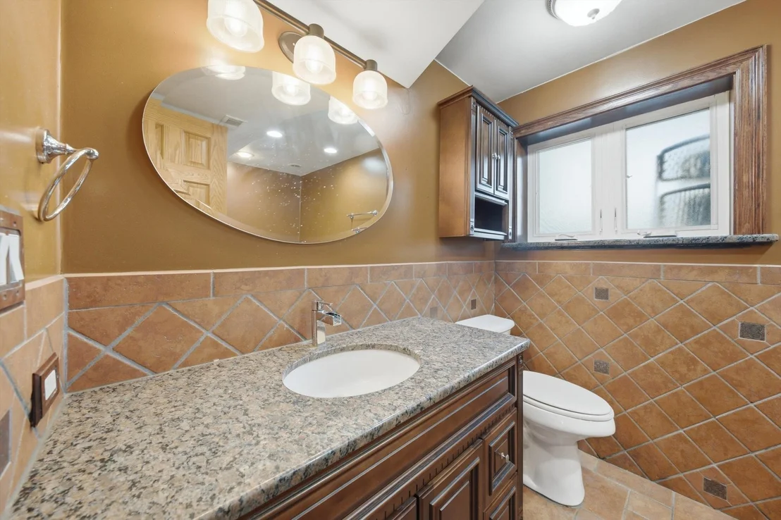 Photo of 7116 W 85th Place