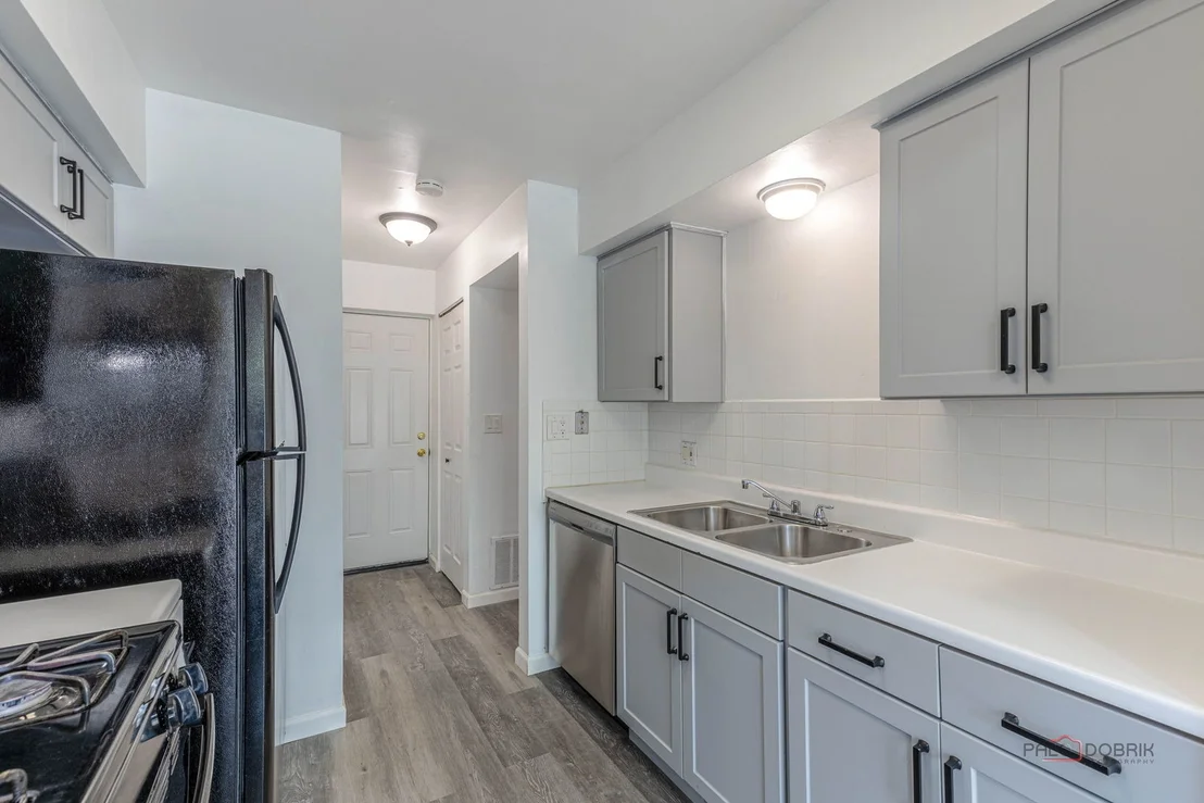 Photo of 325 Bayview Point