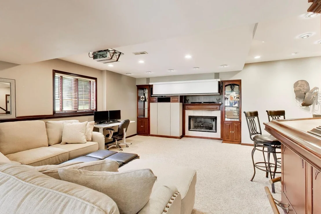 Photo of 214 Red Bud Circle
