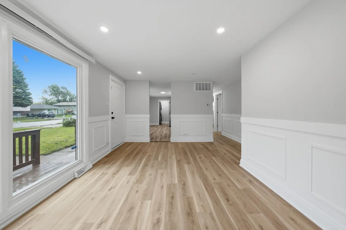 Photo of 16548 Paulina Street