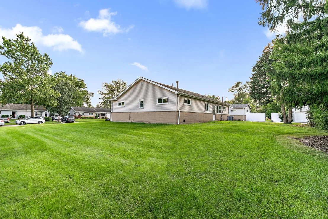 Photo of 220 Kingman Lane
