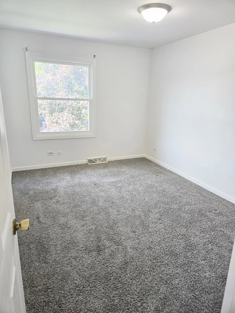 Photo of 221 Windsor Drive