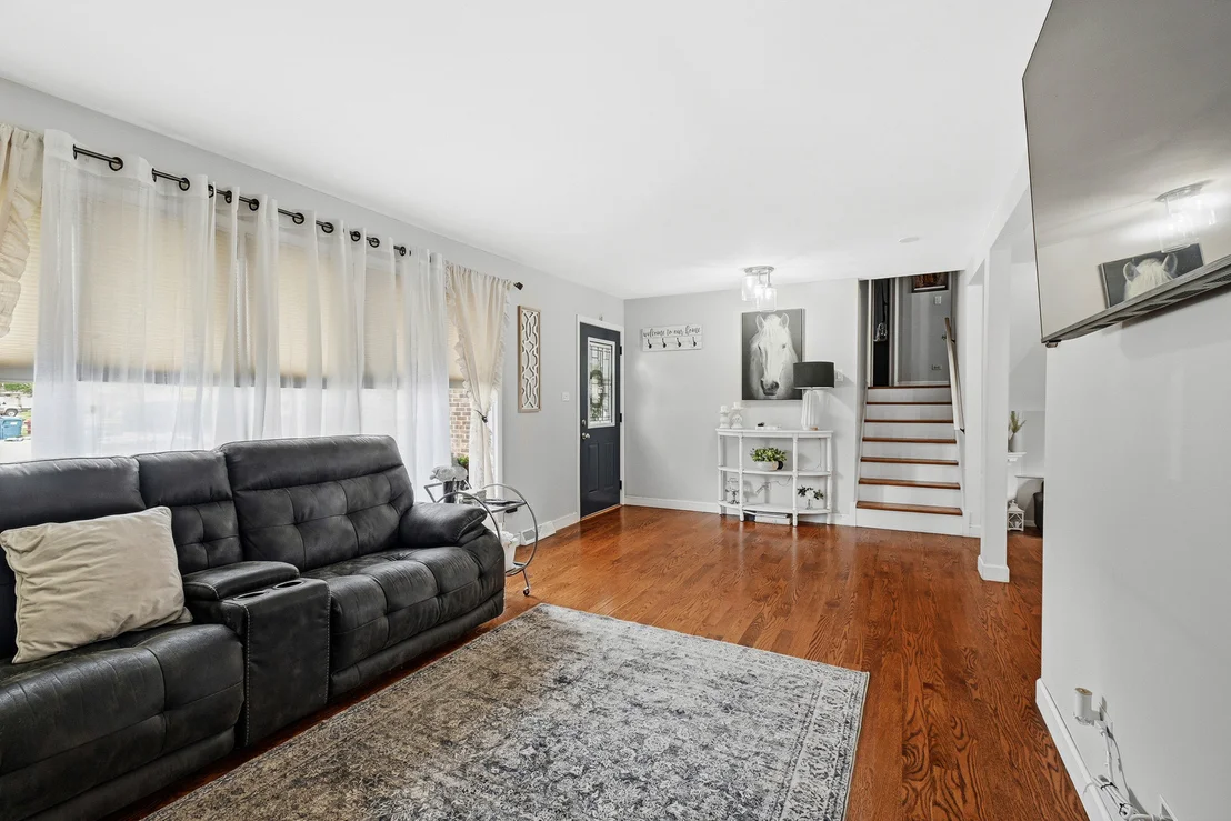 Photo of 13109 Linder Avenue