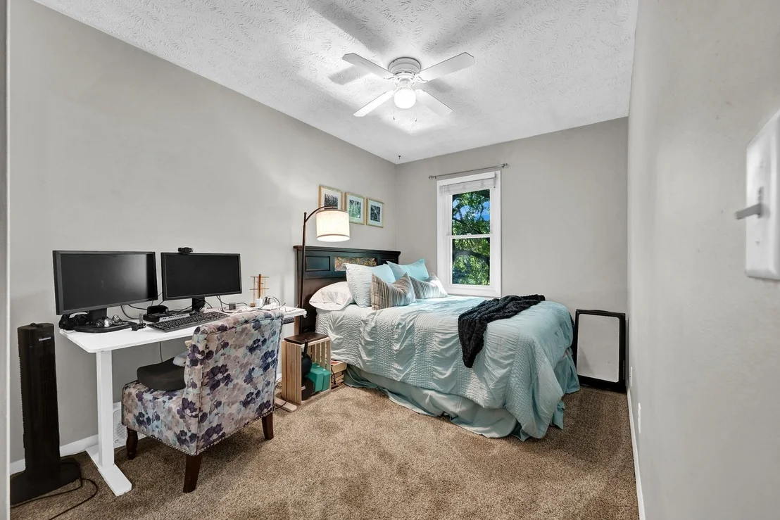 Photo of Unit 21 at 903 N Linden Street