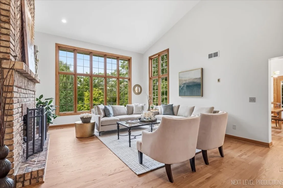 Photo of 3663 Wolf Road