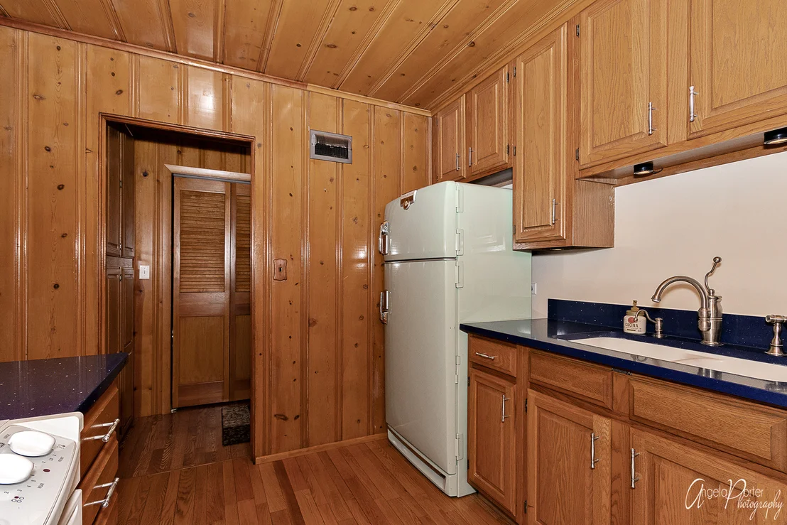 Photo of 906 River Terrace Drive