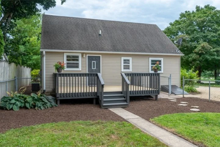 Photo of 539 Central Avenue