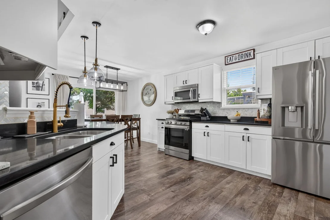 Photo of 4711 Blue Jay Lane