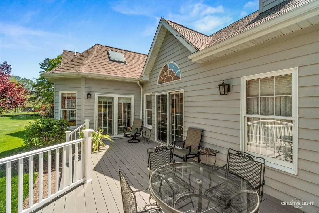 Photo of 16073 Burr Oak Road