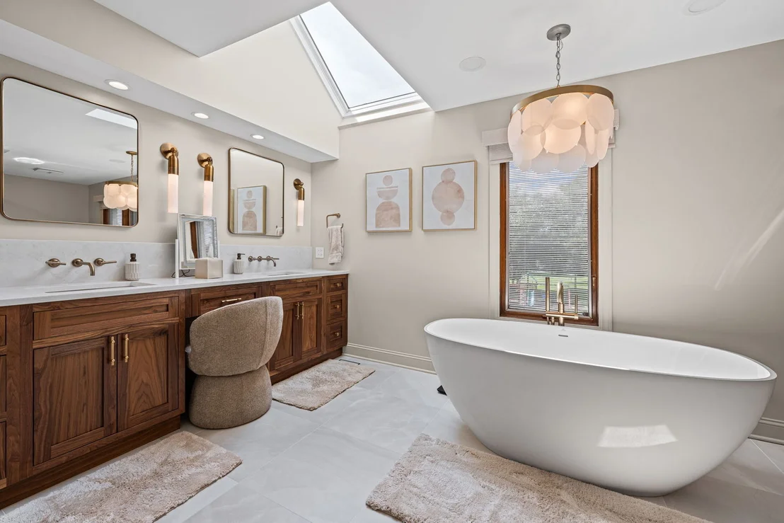Photo of 5657 Oakwood Circle