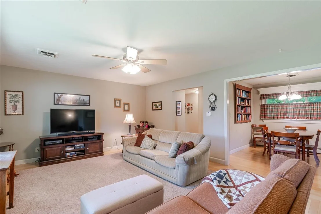 Photo of 607 N Mill Street