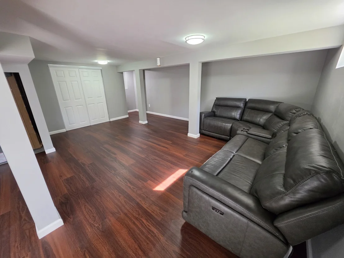 Photo of 2301 Greenbriar Lane