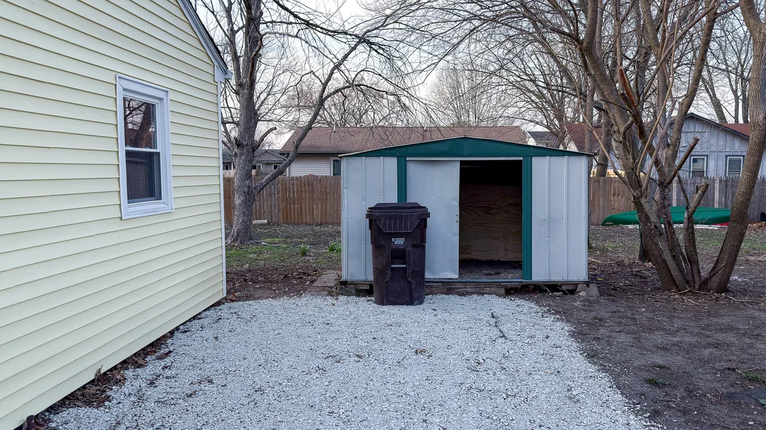 Photo of 1037 Eastview Drive