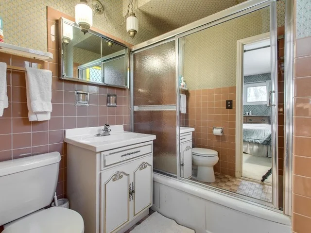 Photo of 3321 COLFAX Street